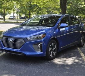 2018 Hyundai Ioniq Review - Fading Into the Background, Gracefully