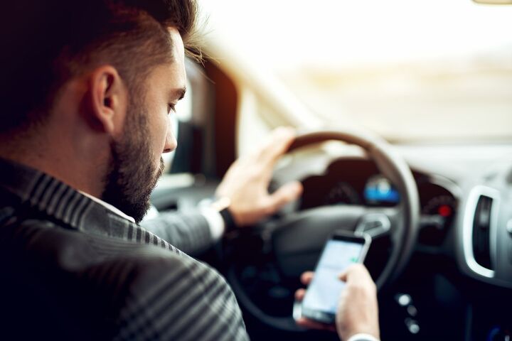 Insurance Companies Are Keeping Tabs on How Often You Use Your Phone Behind the Wheel