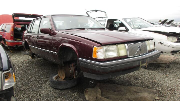 Junkyard Find: 1994 Volvo 960 Sedan