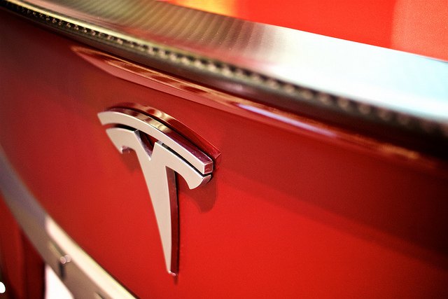 tesla could be building cars in china by 2019 according to shanghai