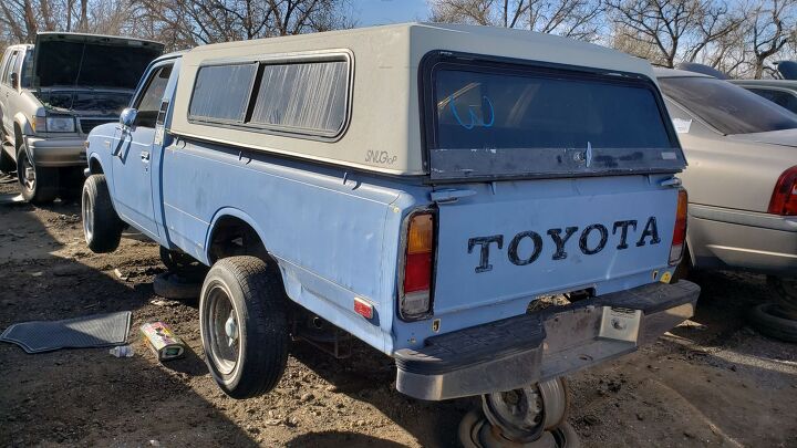 junkyard find 1978 toyota truck