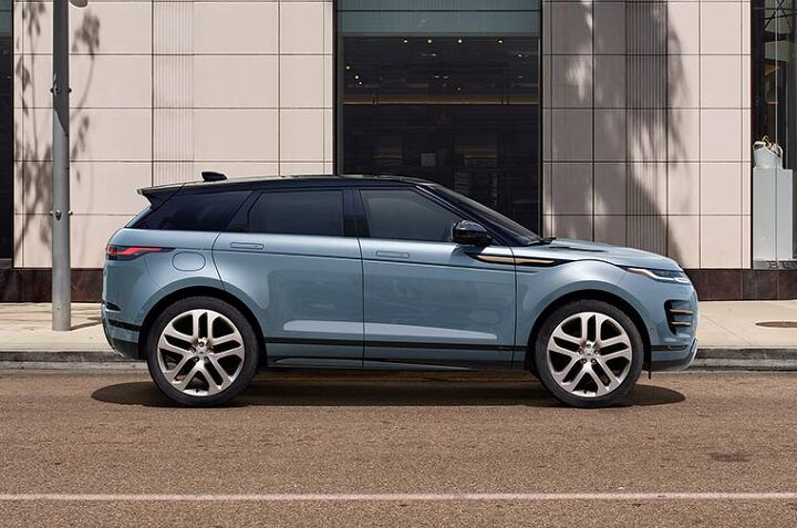 take two 2020 range rover evoque bows in chicago with new platform engines