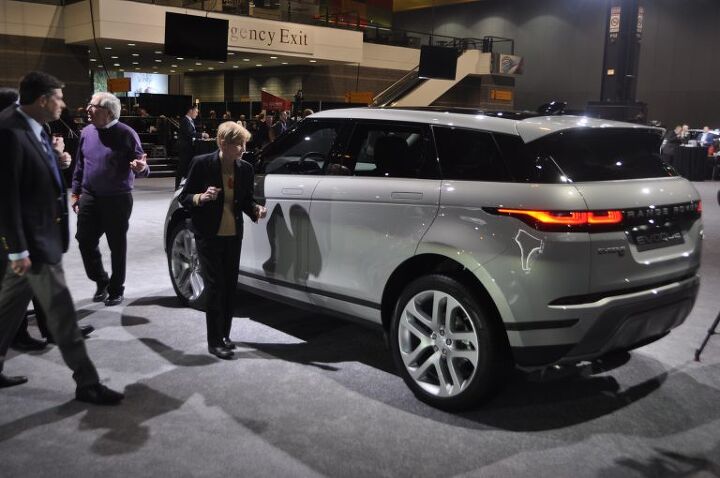 take two 2020 range rover evoque bows in chicago with new platform engines