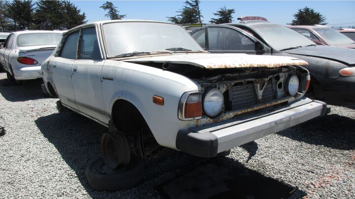 Junkyard Find: 1978 Subaru DL Sedan