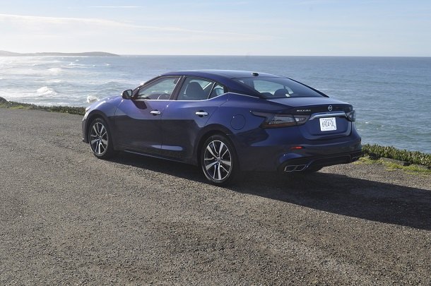 2019 nissan maxima first drive tweaked looks same experience