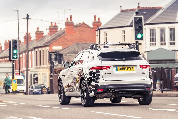putting a stop to stopping jaguar land rover testing green light speed advisory tech