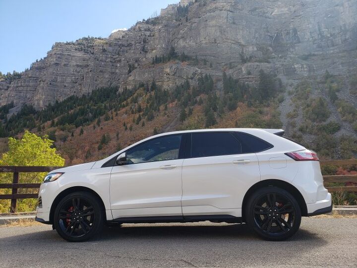 2019 ford edge st first drive finding the white space