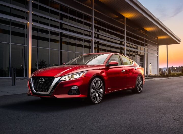operation get noticed nissan offering a launch edition 2019 altima