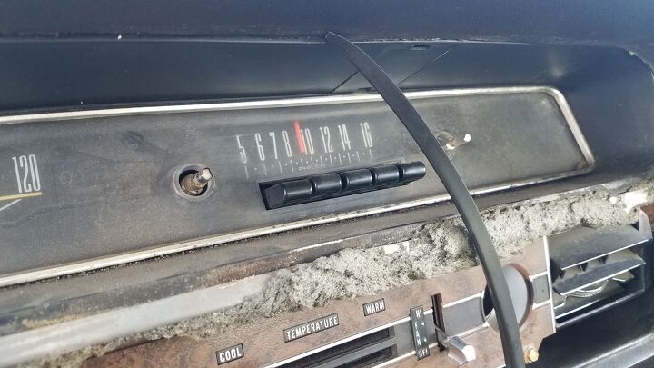 junkyard find 1968 ford ltd sedan