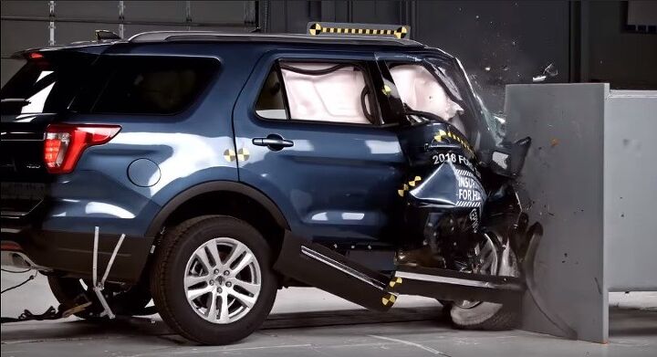 Two Aging Midsize SUVs Fail Latest Round of Crash Tests