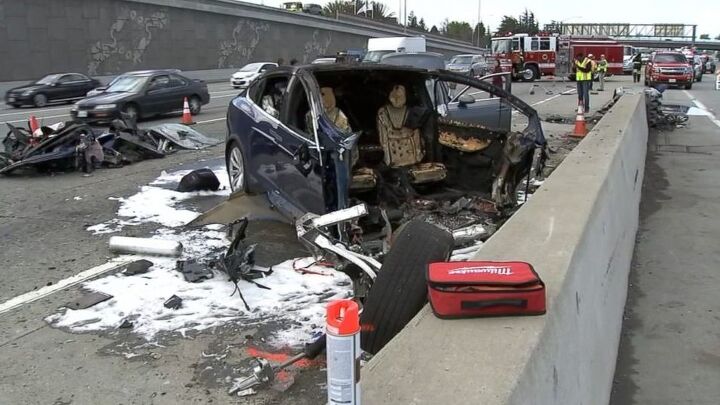 NTSB Report Says Tesla Was Accelerating at Time of Fatal Mountain View Crash