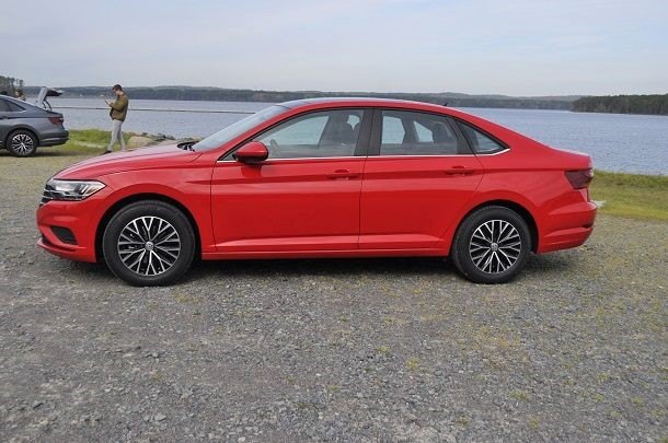 2019 volkswagen jetta first drive moving forward gracefully