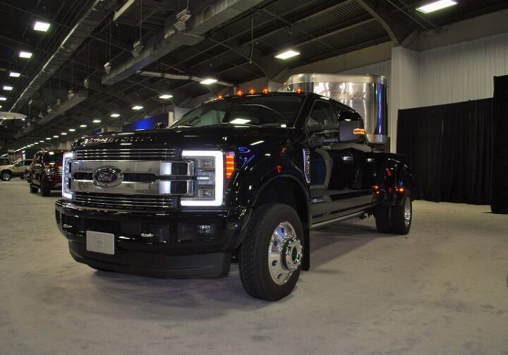 Ford Puts Its Limited Trim on Duty - Super Duty, That Is