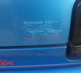 Pick of the Day: '92 Pontiac Grand Prix Richard Petty Edition