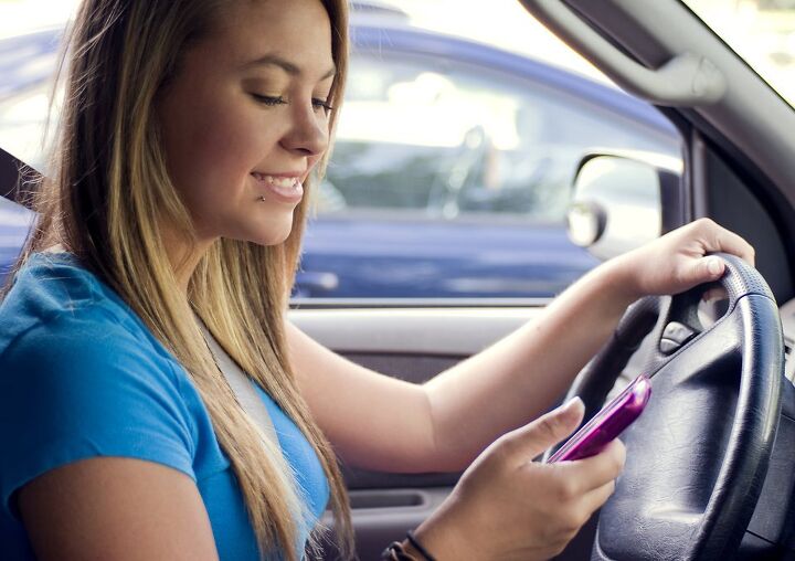 NHTSA's Cell Phone Proposal is 'Disturbing': Technology Group