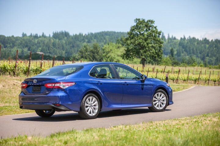 2018 toyota camry prices and fuel economy ratings more money more power more mpgs