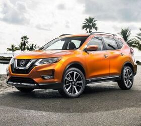 nissan plays catch up debuts hybrid rogue crossover for 2017