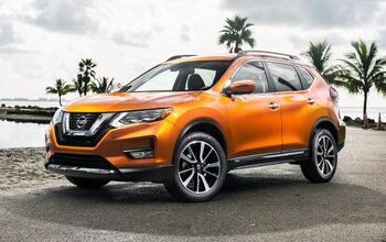 Nissan Plays Catch-up, Debuts Hybrid Rogue Crossover for 2017