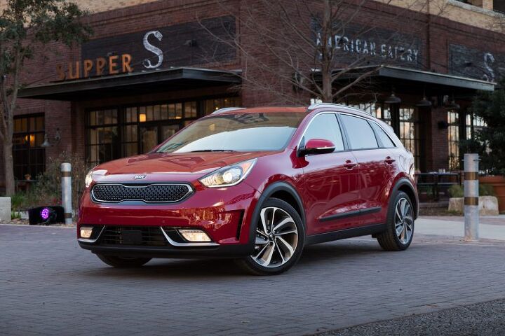 2017 Kia Niro Hybrid First Drive Review - Hold the Trimmings