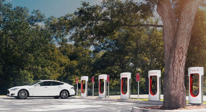 tesla hits supercharger hogs with new fee hopes to 8216 never make any money from