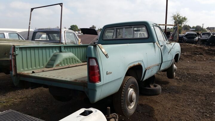 junkyard find 1972 dodge d200 custom sweptline