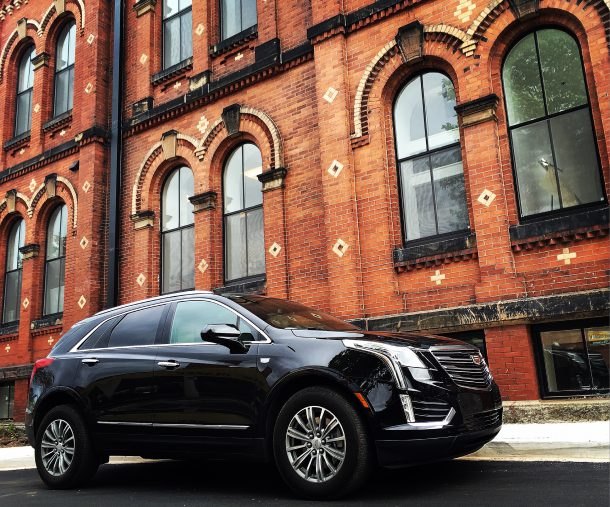2017 Cadillac XT5 AWD Review - Tennessee Flat Top Box