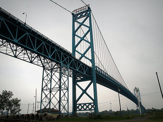 Drivers Are Now Less Likely to Plummet to Their Deaths From the Ambassador Bridge