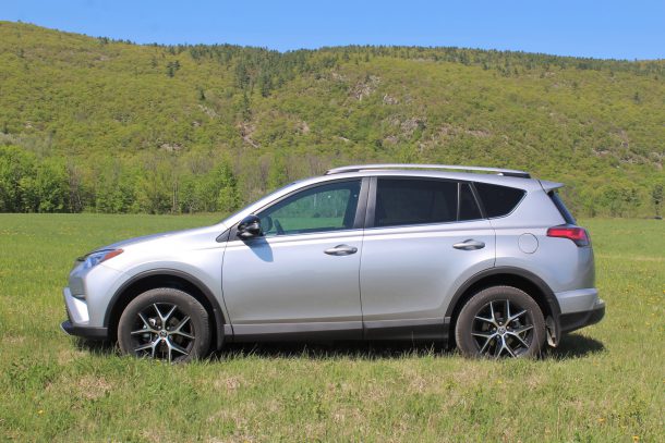 2016 toyota rav4 awd review competent guy gets the reward