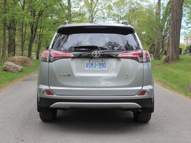 2016 toyota rav4 awd review competent guy gets the reward