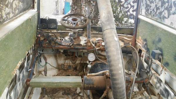 craigslist user wants to put you in this yugo tank