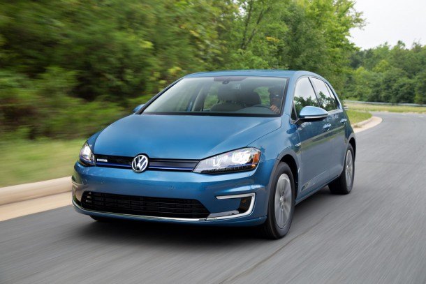 Volkswagen Selling E-Golf SE in August, Targets Nissan Leaf