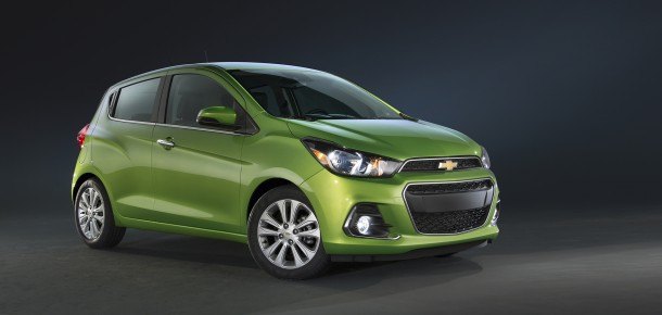 cheap car wars canada 2016 chevrolet spark gets 9 995 cad price tag and americans