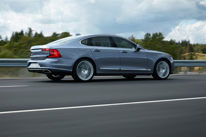 naias 2016 volvo s90 is your deer detecting swedish executive saloon
