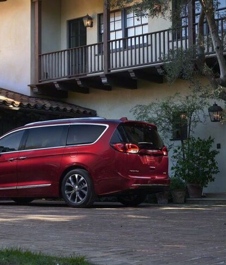 naias-2016-2017-chrysler-pacifica-this-is-all-of-it-a-caravan-for-town tacika.ru