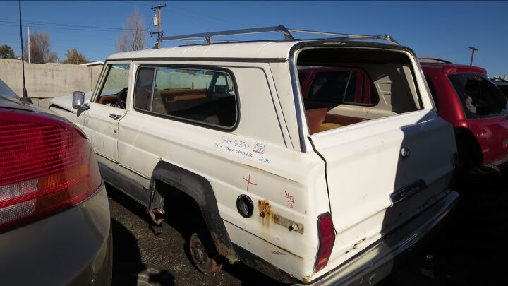 junkyard find 1983 jeep cherokee