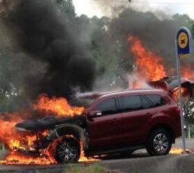Ford Everest Goes Up in Flames in Journalist's Hands, Ranger Reports Follow