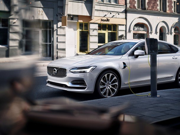 the 2017 volvo s90 this is it