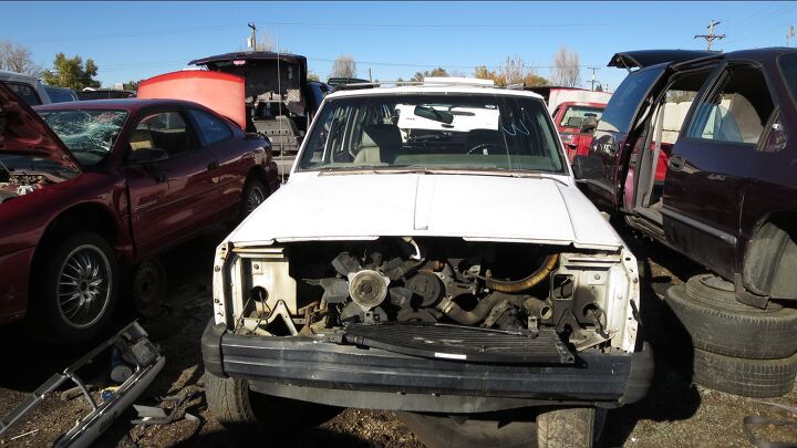 junkyard find 1991 jeep cherokee sport