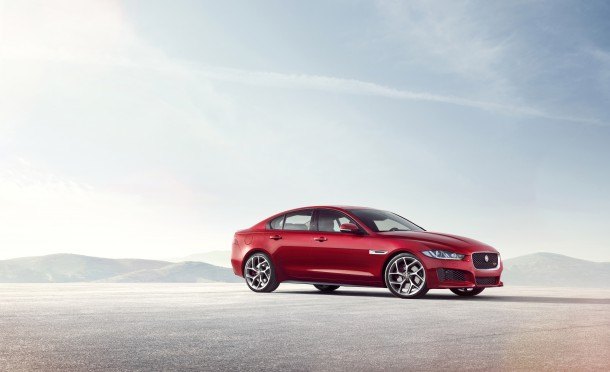 Jaguar XE Will Arrive in US With Manual Transmission