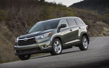 Doug Drives: How the Hell Does the Toyota Highlander Hybrid Not Have Any Competitors?