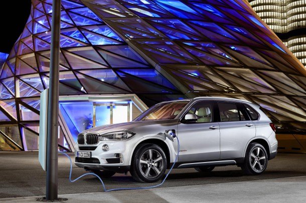 bmw rumored to be working on us built tesla model x rival