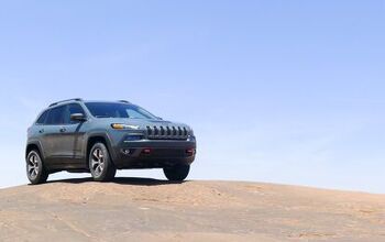 2015 Jeep Cherokee Trailhawk Meets Moab: A Desert Duel