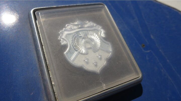 junkyard find 1989 oldsmobile 98 regency old glory edition