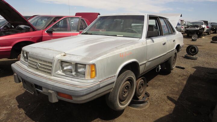 junkyard find 1987 plymouth caravelle
