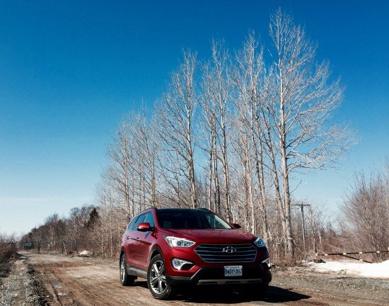 2015 Hyundai Santa Fe Review – What, No Entourage?