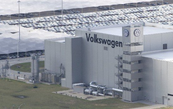 Canada Loans 400M to Volkswagen for Chance at Supplier Table
