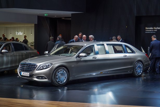 geneva 2015 mercedes maybach s600 pullman pulls up to the bumper