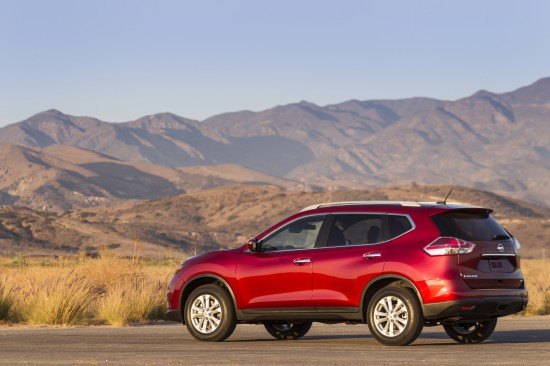 rogue surge nissan s small cuv continues rise toward the top of the crossover heap