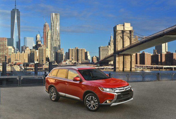new york 2015 if a mitsubishi outlander debuts in the big apple does anyone care