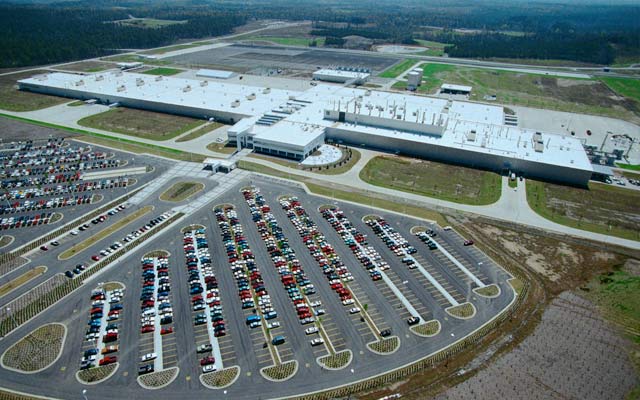 nlrb mercedes violated labor act in alabama facility